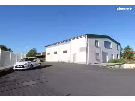 bureaux 120 m² sanssac-l'église