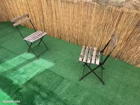 loue studio meublé avec terrasse privée