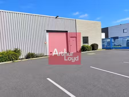 location local d’activités 230m²