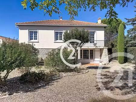 maison à vendre - 5 pièces - 153 m2 - chateaubernard - 16 - poitou-charentes