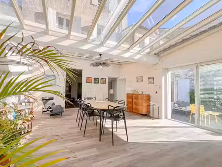 vente maison 9 pièces 324 m² saintes (17100)