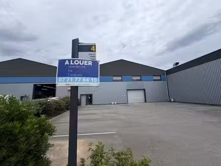 location entrepôt 680m²