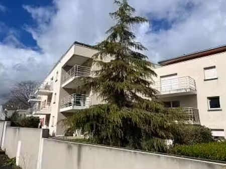 location appartement 3 pièces à saint-brieuc (22000) : à louer 3 pièces / 41m² saint-brieu