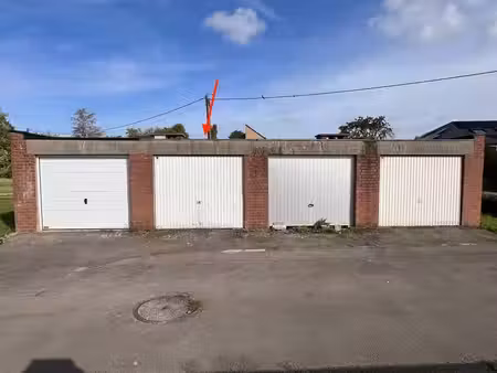goed gelegen en handige (privé) garagebox (16m²) te heren...
