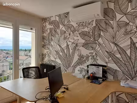 bureau meublé
