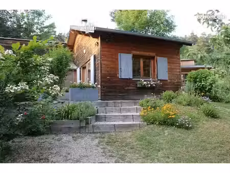 ? maison ossature bois 117 m² plein sud – terrain 2 000 m² – partie constructible – puits