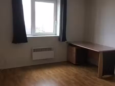 studio avec parking