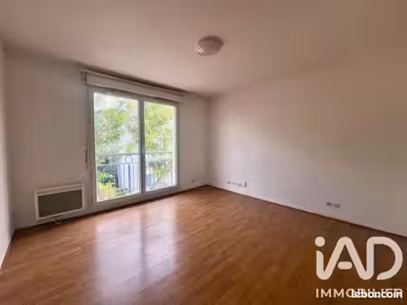 studio cergy le haut - 3 min de la gare - rer a