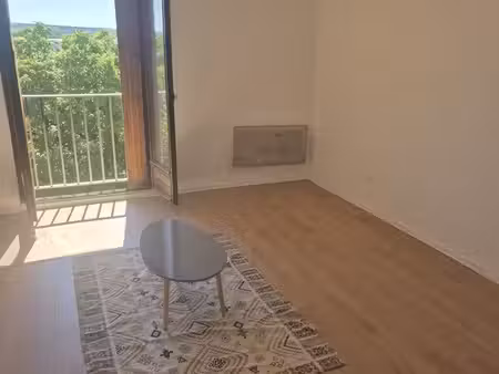 studio meublé