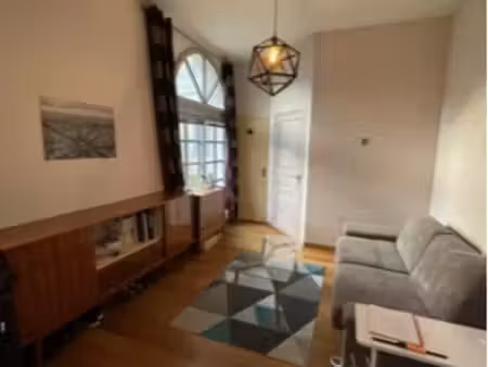 studio dans superbe copropriété au centre-ville