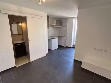 studio 17m2 place jean jaurès