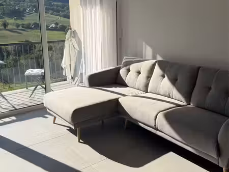 t2 bis meublé 61 m² avec bureau et balcons – moye