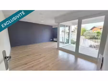 résidence récente  appt 3 chambres lumineux avec pkg  cave  balcon