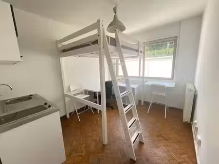 location appartement 1 pièce 13 m² à aix-en-provence (13100)