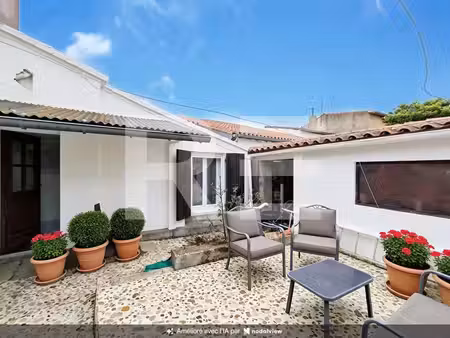 l'agence regard vous presente une maison familiale renovee avec 3 chambres et sa grande te