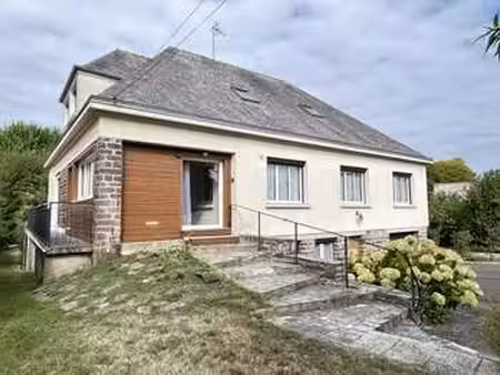 vente maison à guer (56380) : à vendre / 218m² guer