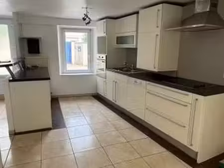 vente maison à loudéac (22600) : à vendre / 71m² loudéac
