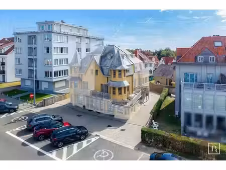 prachtig appartement met 3 slaapkamers nabij het strand