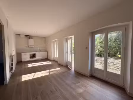 appartement 3 pièces avec balcon