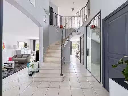 vente maison 6 pièces  188.00m²  angers
