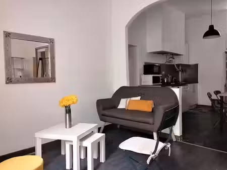 location meublée appartement 2 pièces 36 m² à marseille 7ème (13007)  745 €