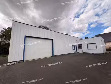 location entrepôt le foeil 22800 210m²