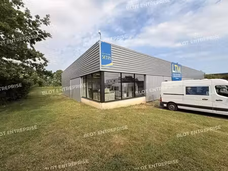 location local d’activités vezin le coquet 35132 750m²