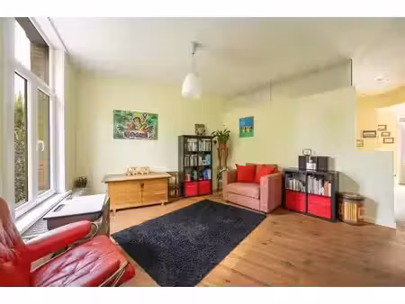 unieke woning met eclectische gevels en dakterras