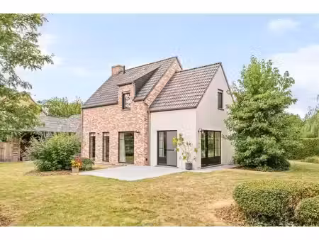 vastgoedmakelaar sinds 2009