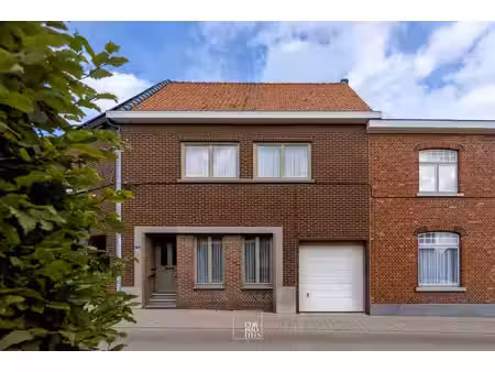 woning met tuin en garage nabij lanaken-centrum!