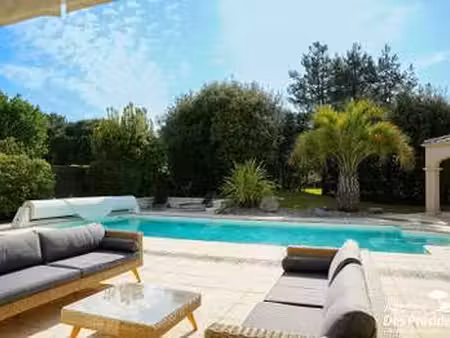 vente maison piscine aux sables-d'olonne (85100) : à vendre piscine / 234m² les sables-d'o