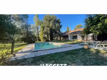 maison avec piscine et terrasse l’isle-en-dodon (31)