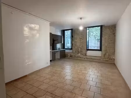 appartement à pélissanne (13330)