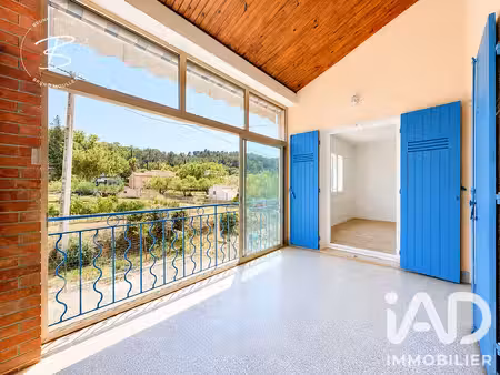 appartement à pierrefeu-du-var (83390)