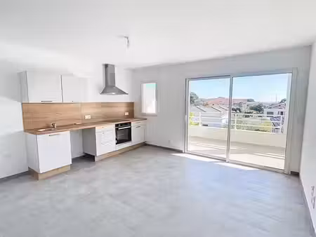 a louer appartement t2 à santa lucia di moriani