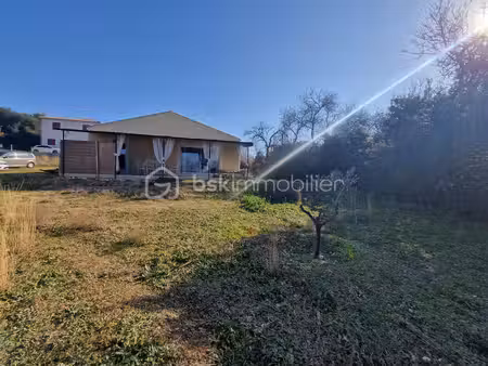 maison de 94 m² à beauvoisin