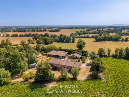 vente maison 10 pièces 290 m² saint-étienne-sur-reyssouze (01190)