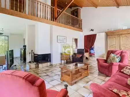 vente maison à cholet (49300) : à vendre / 151m² cholet