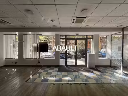 location local commercial 104m² toulouse 31000