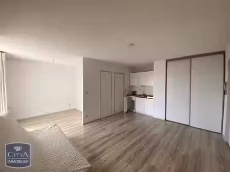 appartement à louer 1 pièce 28 m² - clermont-ferrand (63) - 455€