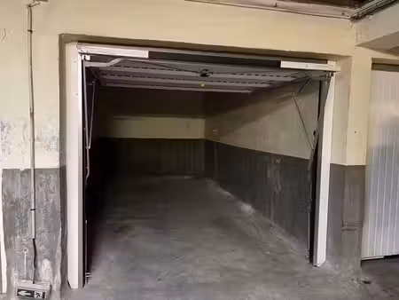 location garage 13 m² à la ciotat (13600)