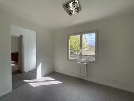 location appartement 2 pièces 30m² le bourget du lac 73370
