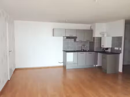 location appartement 3 pièces 61m² clermont ferrand 63000