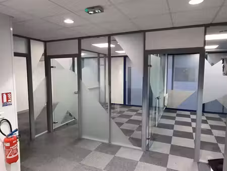vente commerce lys lez lannoy 59390 150m²