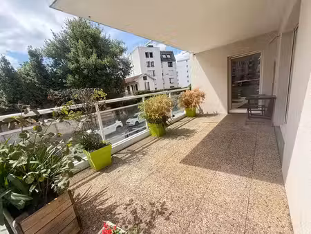 location appartement 2 pièces 58m2 pau 64000 - 750 € - surface privée