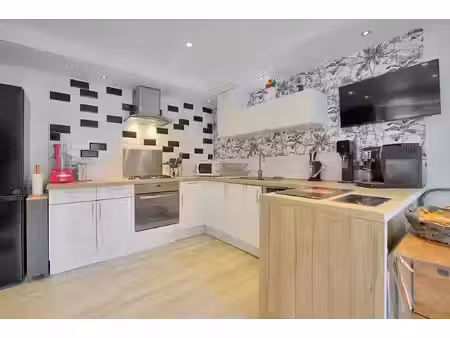 maison à vendre 6 pièces 92 m² - carvin (62) - 172 000€