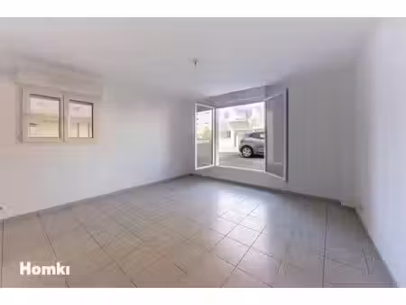 vente appartement 1 pièce 27 m² à sainte-maxime (83120)  125 000 €