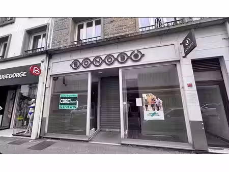 location commerce lorient 56100 138m²