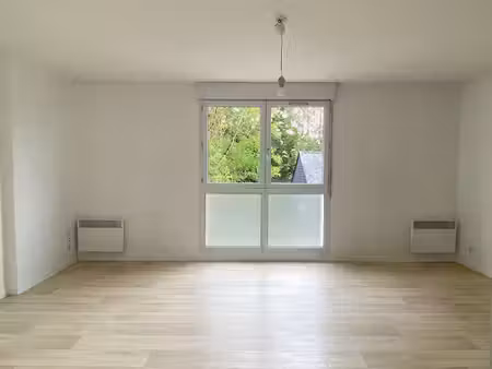 location appartement 1 pièce 28m² rennes 35700