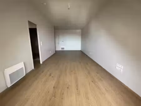 location appartement 2 pièces 44 m² à le mans (72000)
